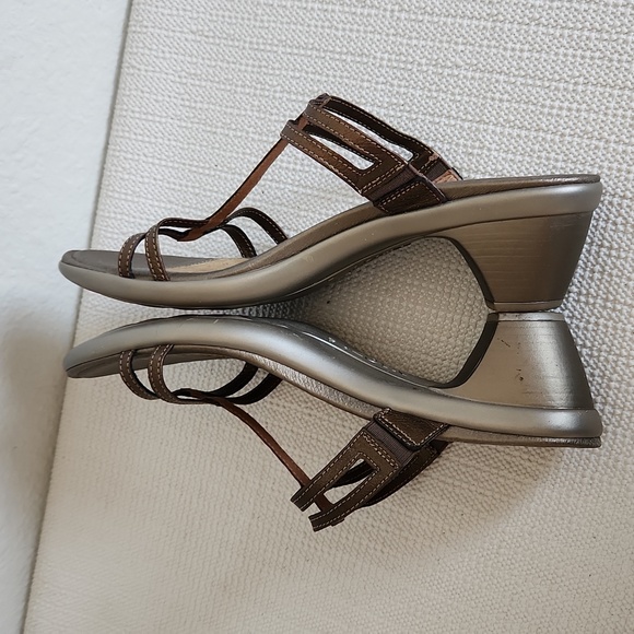 Naot leather straps sandals - Picture 6 of 11